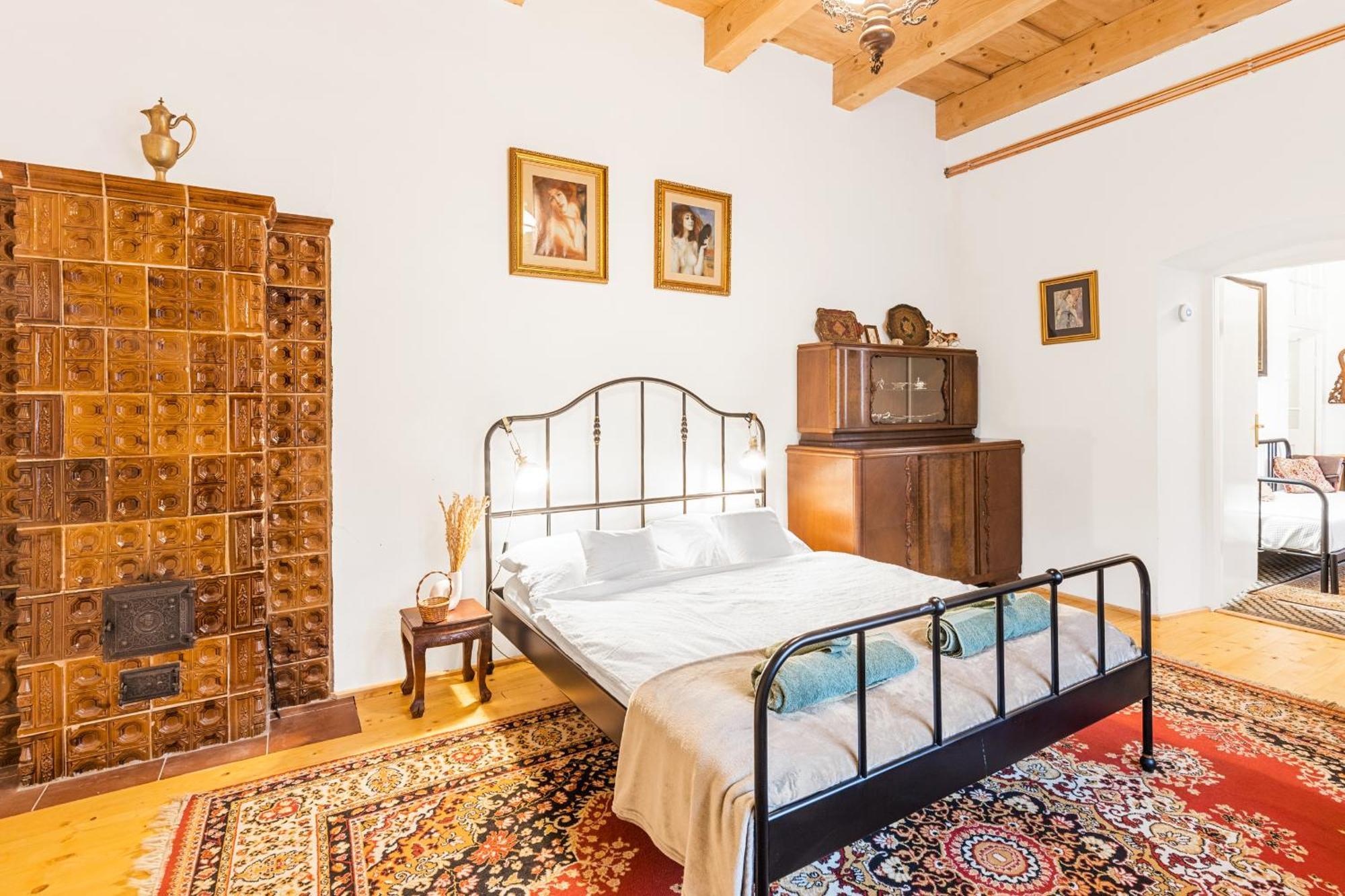Sovi Dom- Historicke Apartmany Z 19 Storocia, 4Km Od Banskej Stiavnice Svätý Anton Buitenkant foto