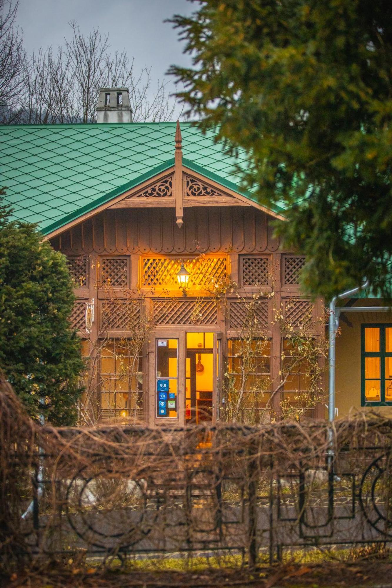 Sovi Dom- Historicke Apartmany Z 19 Storocia, 4Km Od Banskej Stiavnice Svätý Anton Buitenkant foto
