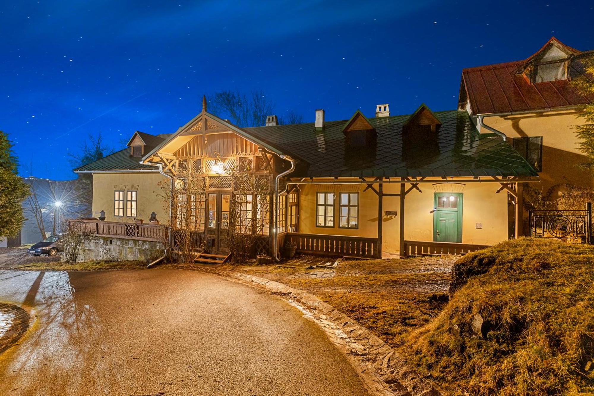 Sovi Dom- Historicke Apartmany Z 19 Storocia, 4Km Od Banskej Stiavnice Svätý Anton Buitenkant foto