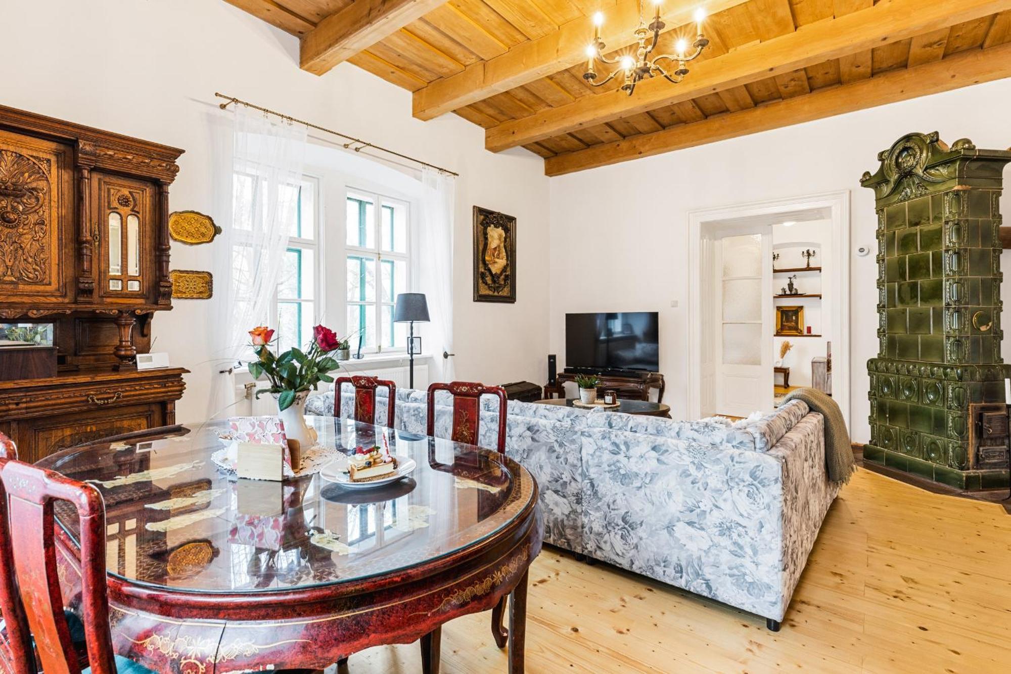 Sovi Dom- Historicke Apartmany Z 19 Storocia, 4Km Od Banskej Stiavnice Svätý Anton Buitenkant foto